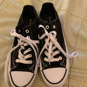 AirWal Black Sneaker